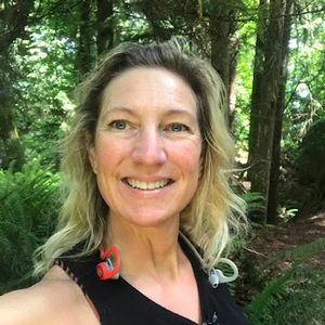 Meet your Posher, Betsy rae